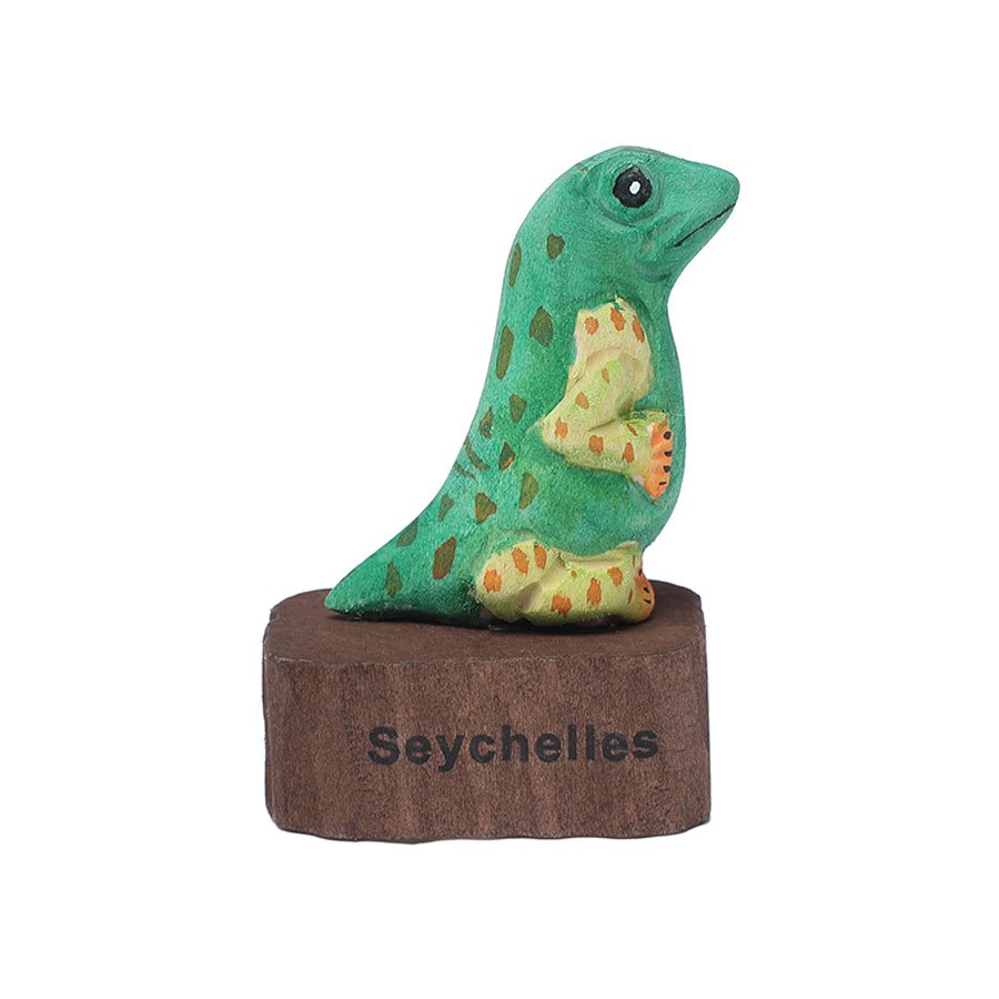 Seychelles Green Lizard Wooden Sharpener